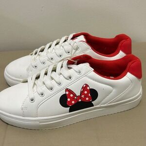 White Minnie Mouse shoes size 9